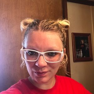 Meet your Posher, Christan